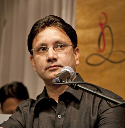 Aavaas आभास