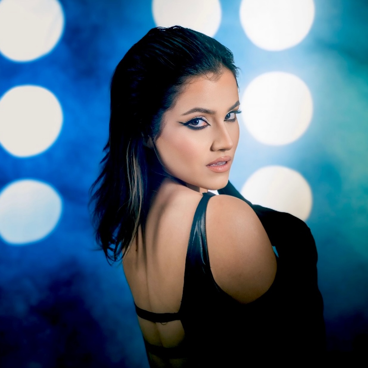 Alisha Sharma banner