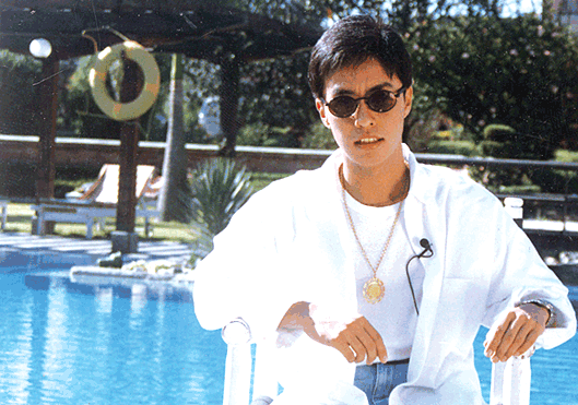 स्मृतिमा: एक अलग व्यक्ति